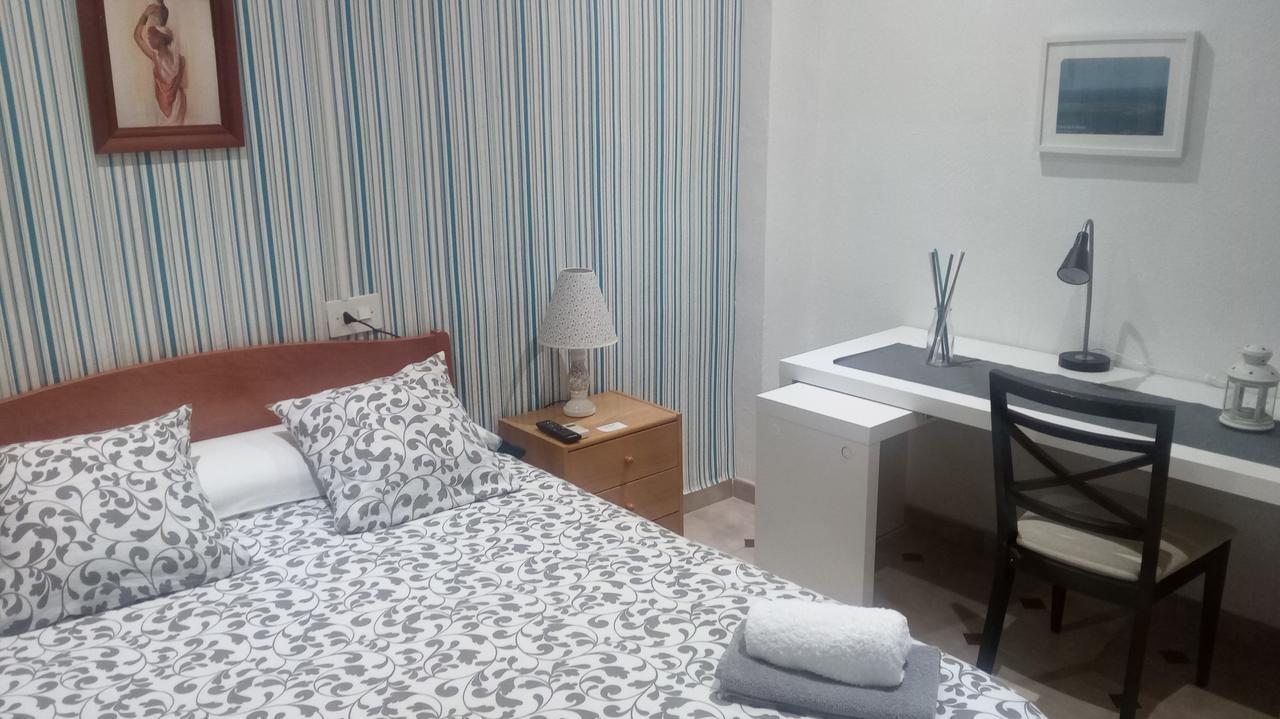 Casa Angela Hotel Deltebre Ngoại thất bức ảnh